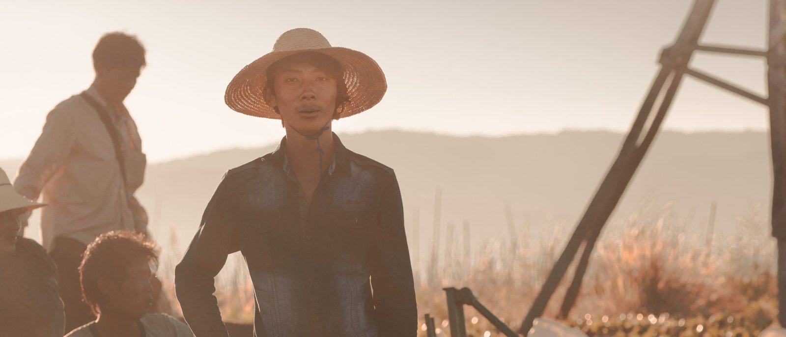 Olympus 75mm Field Test (On E-M5) – 2 weeks in Burma.