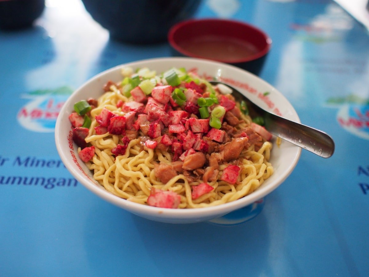 Jakarta eats – yummy pork medan noodles in Tangerang